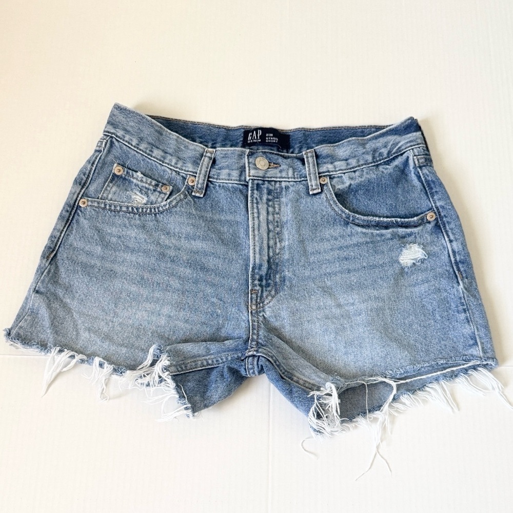 GAP Stride Short